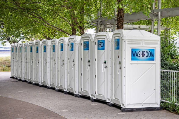 Best Emergency porta potty rental  in Locust Valley, NY